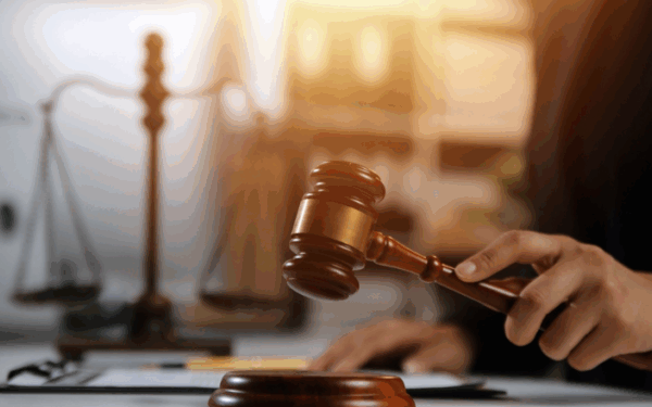 independent arbitrator