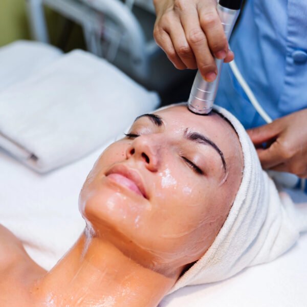 Hydrafacial-in-Mississauga