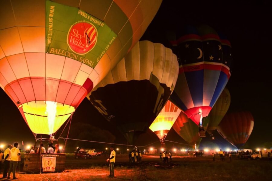 SkyWaltz Balloon Safari For Couples Experience