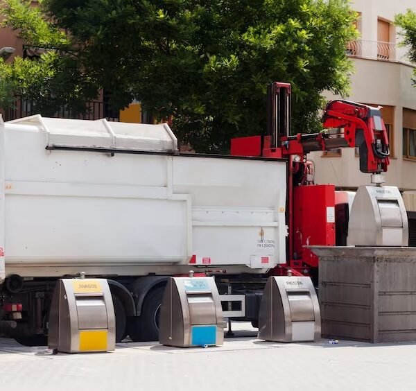 How Skip Bin Hire Saves Time and Money