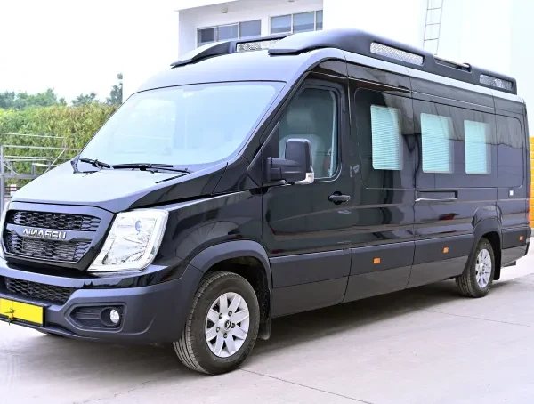 Luxury Urbania Hire in Delhi