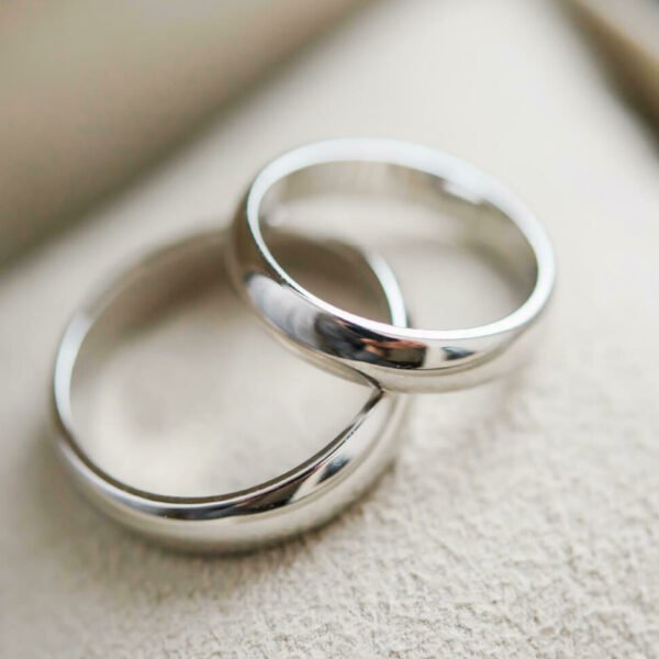 plain-wedding-bands