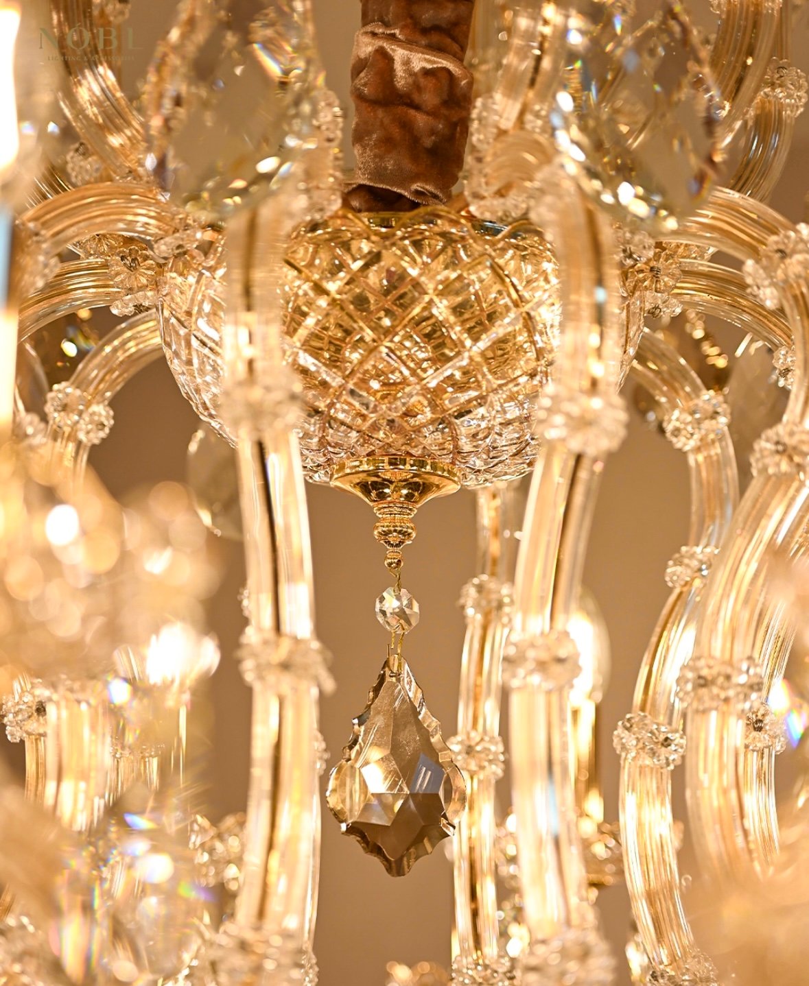 chandelier cleaning services