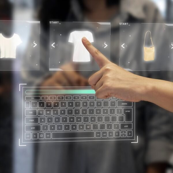 Virtual Try-On Solution - VYUG Metaverse