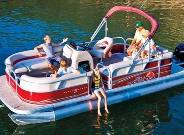 A Birthday Party Pontoon Boat Rental