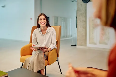 How Therapy Services Help Build Healthier Relationships