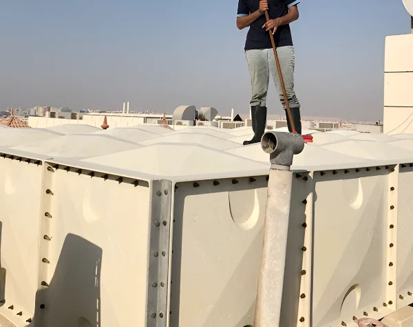 Water-Tank-Cleaning-