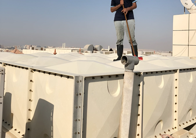 Water-Tank-Cleaning-
